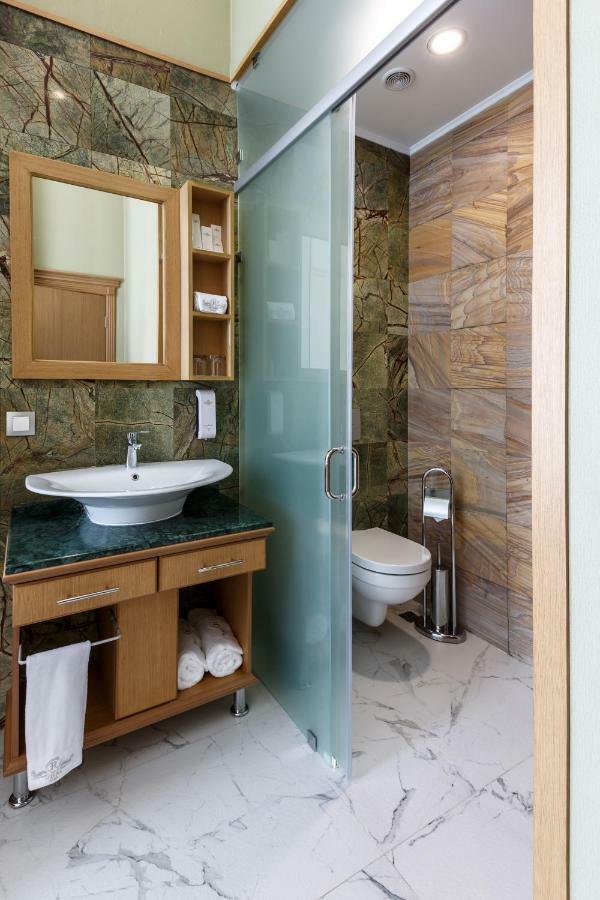 Shera Park Boutique Hotel Алматы Экстерьер фото
